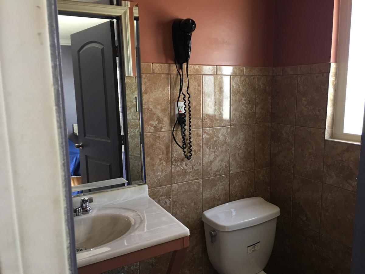 One Ten Motel Los Angeles Dış mekan fotoğraf